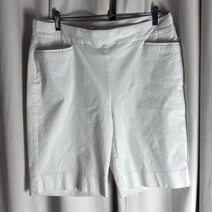 CHICO’s White Bermuda Shorts Size 2